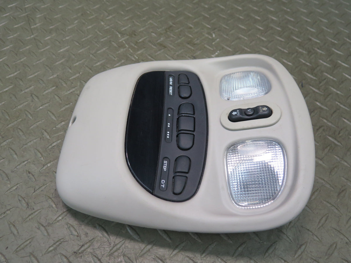 02-08 Dodge RAM 1500 DR Overhead Console Dome Reading Light Lamp OEM