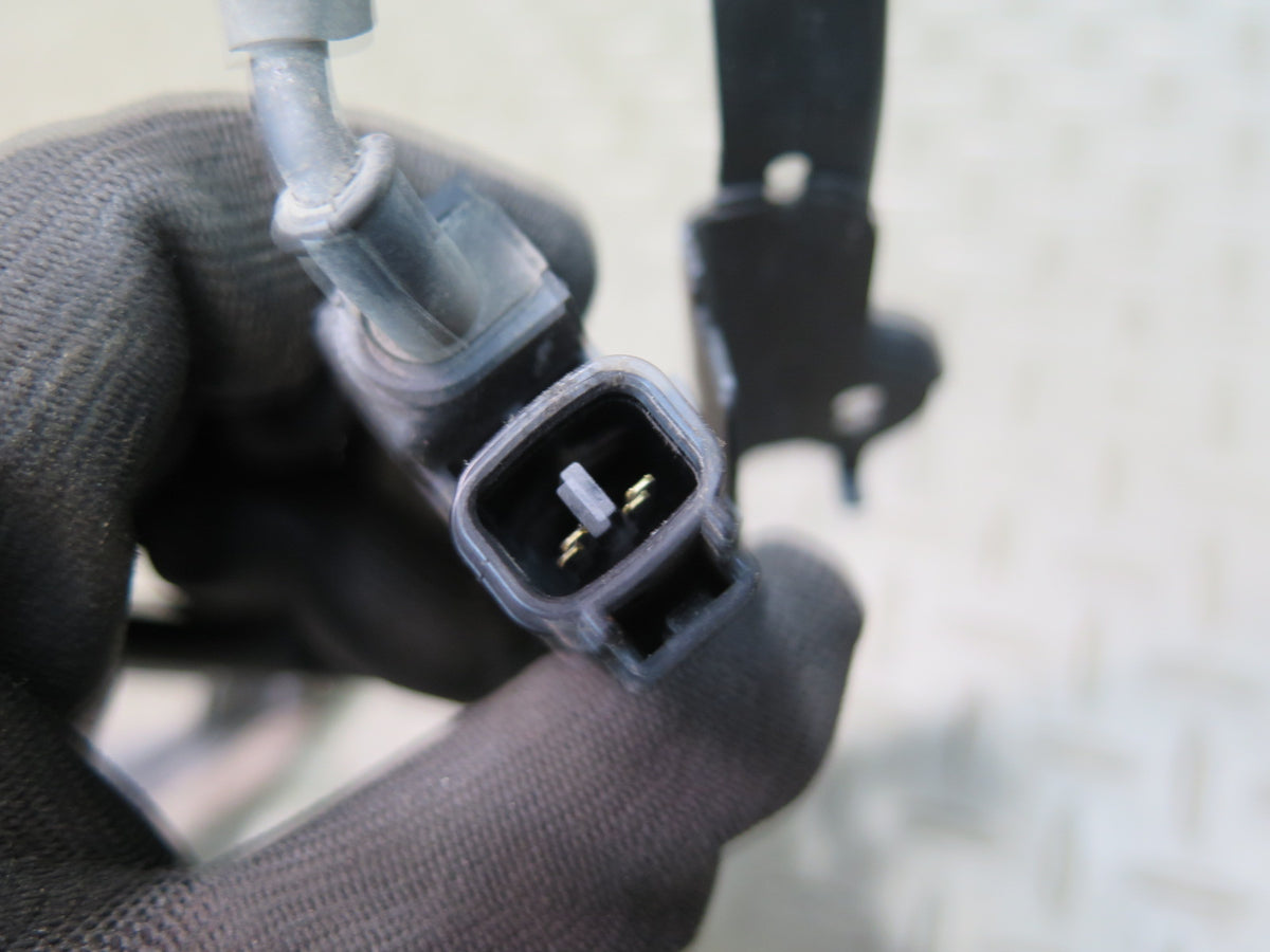 08-16 Lexus UVF46L LS600h Rear Left Suspension Height Level Sensor OEM