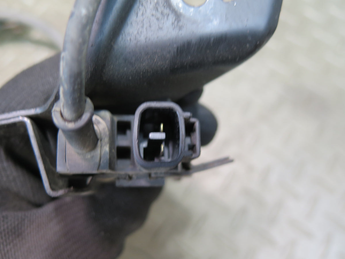 08-16 Lexus UVF46L LS600h Front Right Suspension Height Level Sensor OEM
