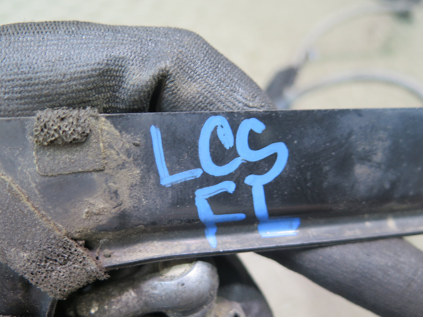 08-16 Lexus UVF46L LS600h Front Left Suspension Height Level Sensor OEM
