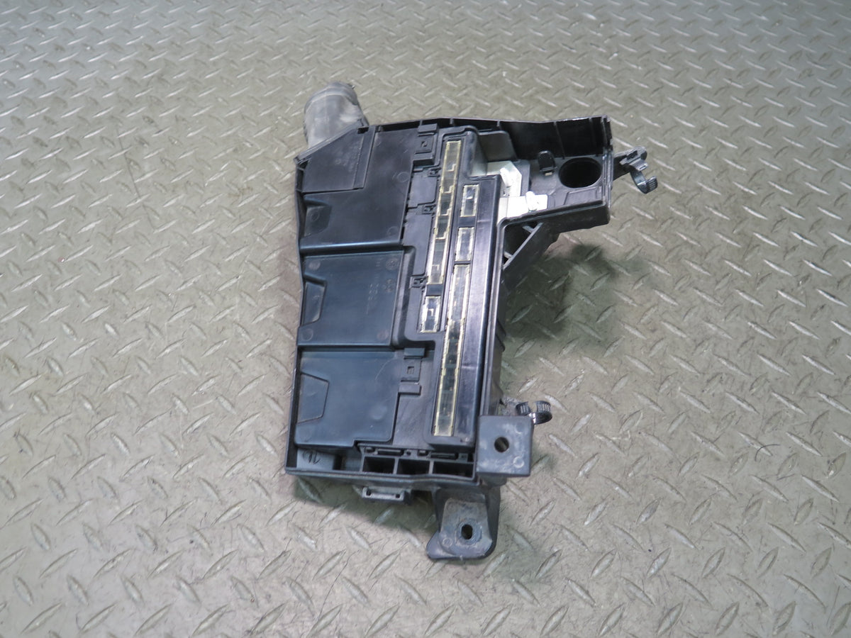 08-12 Lexus UVF46L LS600h LS460 Engine Power Distribution Fuse Relay Box OEM