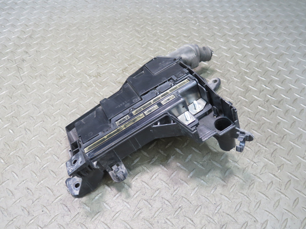 08-12 Lexus UVF46L LS600h LS460 Engine Power Distribution Fuse Relay Box OEM