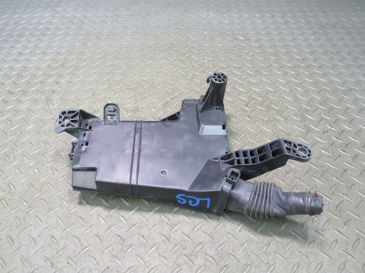 08-12 Lexus UVF46L LS600h LS460 Engine Power Distribution Fuse Relay Box OEM