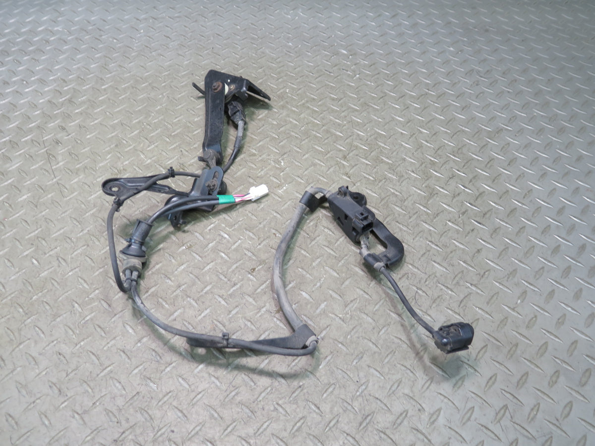 08-16 Lexus UVF46L LS600h Rear Right Suspension Height Level Sensor OEM