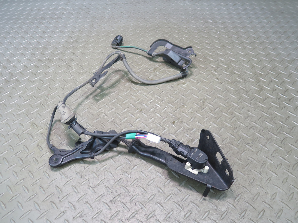 08-16 Lexus UVF46L LS600h Rear Right Suspension Height Level Sensor OEM