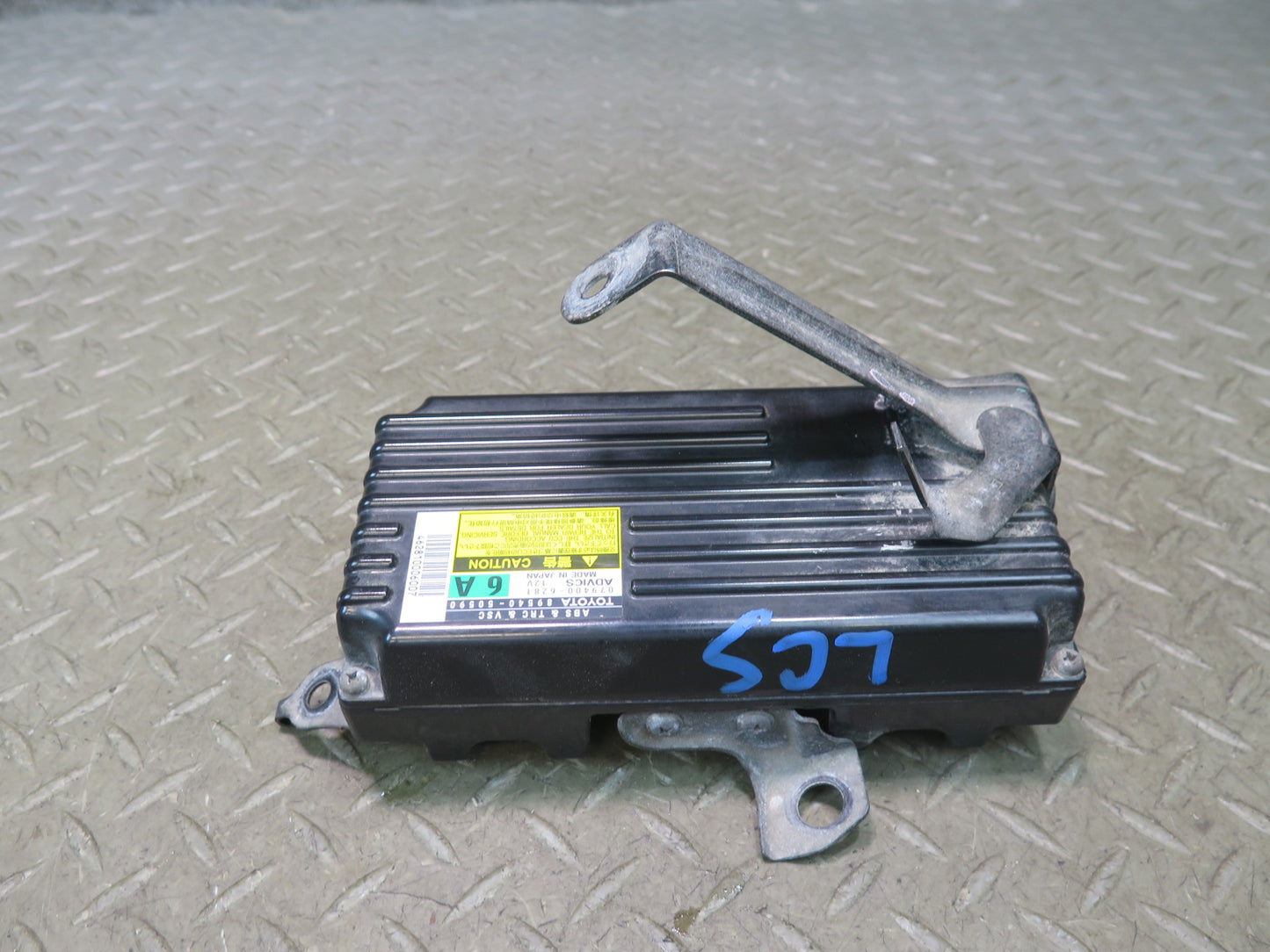 10-12 Lexus UVF46L LS600h ABS TRC VSC Traction Control Module 89540-50590 OEM