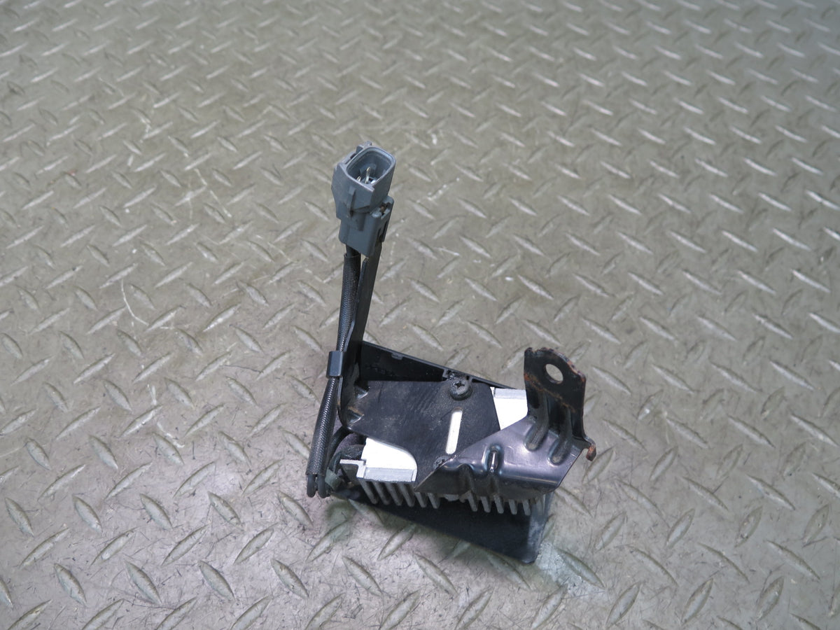 01-05 Lexus IS300 JCE10L Fuel Pump Resistor Module w Bracket Mount OEM