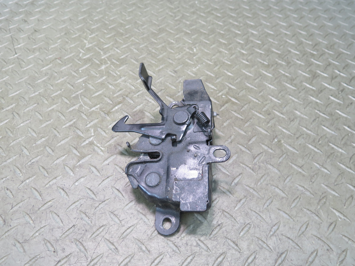 01-05 Lexus JCE10L IS300 Hood Lock Latch w Support Bracket Set OEM