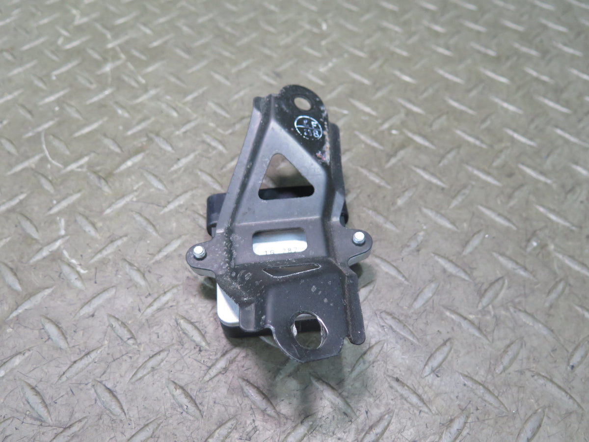 01-05 Lexus JCE10L IS300 Ignition Igniter Control Module 89621-30030 OEM