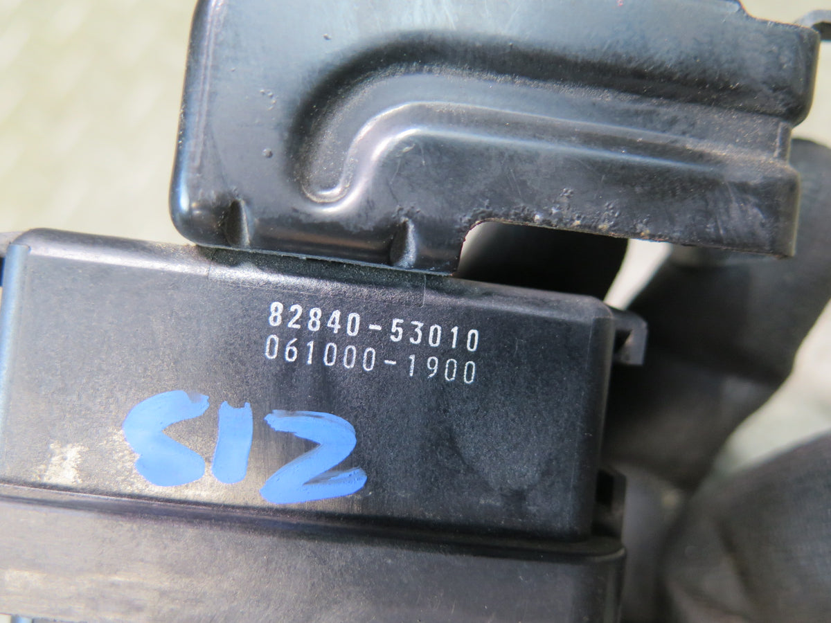 01-05 Lexus JCE10L IS300 Daytime Running Light Relay 82840-53010 OEM