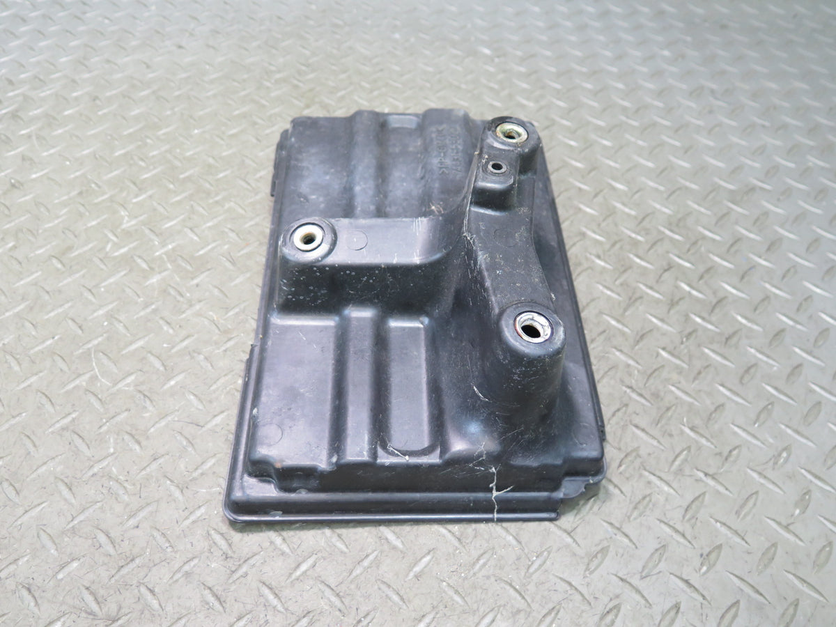 01-05 Lexus JCE10L IS300 Battery Tray Holder Bracket Set OEM