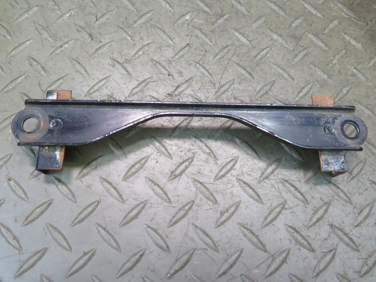 01-05 Lexus JCE10L IS300 Battery Tray Holder Bracket Set OEM