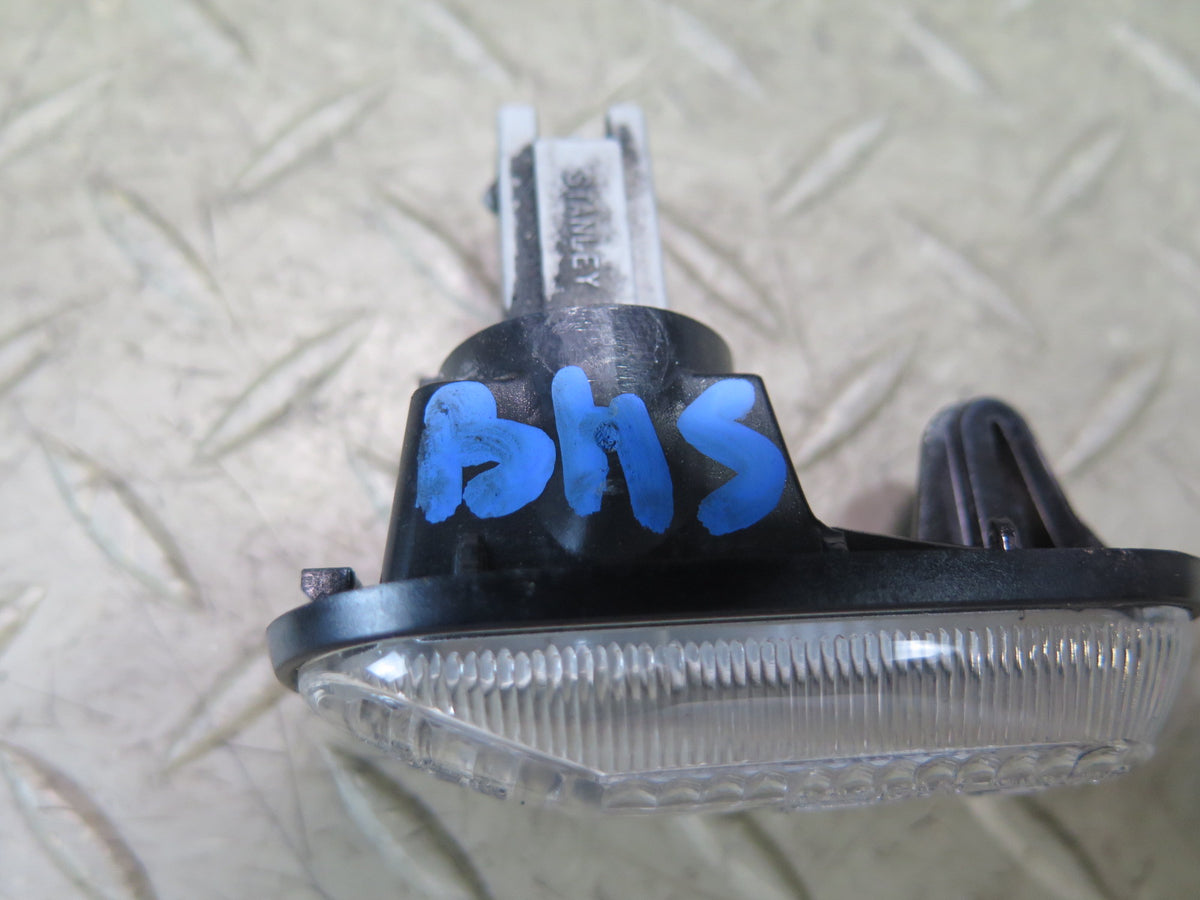 00-09 Honda S2000 Front Left or Right Fender Turn Signal Light Lamp OEM