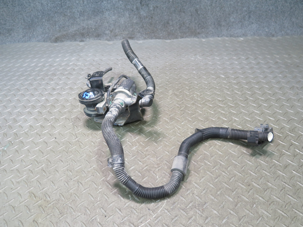 2010 Lexus UVF46L LS600h Fuel Evap Vapor Purge Valve Solenoid OEM