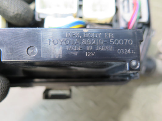 08-16 Lexus UVF46L LS600h Engine Bay Fuse Reay Box Module