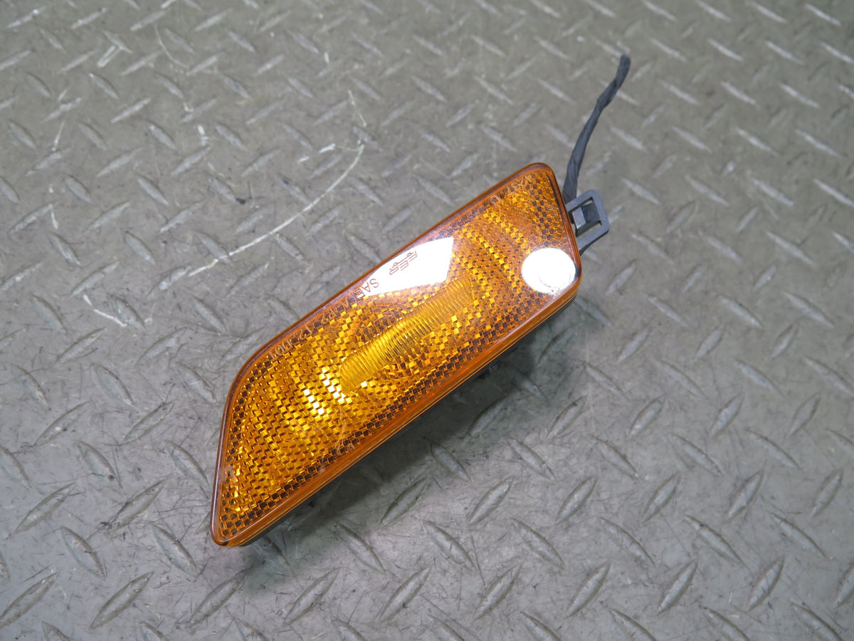 2015-2018 Porsche Macan Front Left Driver Side Marker Light Lamp