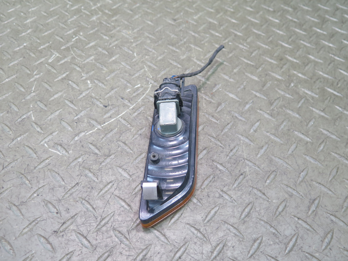2015-2018 Porsche Macan Front Left Driver Side Marker Light Lamp