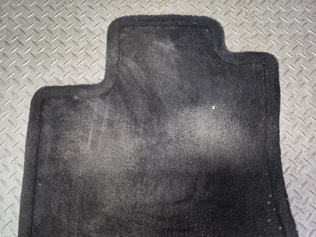 01-05 Lexus JCE10L IS300 Set of 4 Front & Rear Carpet Floor MAT OEM