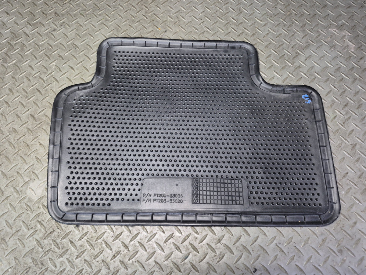 01-05 Lexus JCE10L IS300 Set of 4 Front & Rear Carpet Floor MAT OEM
