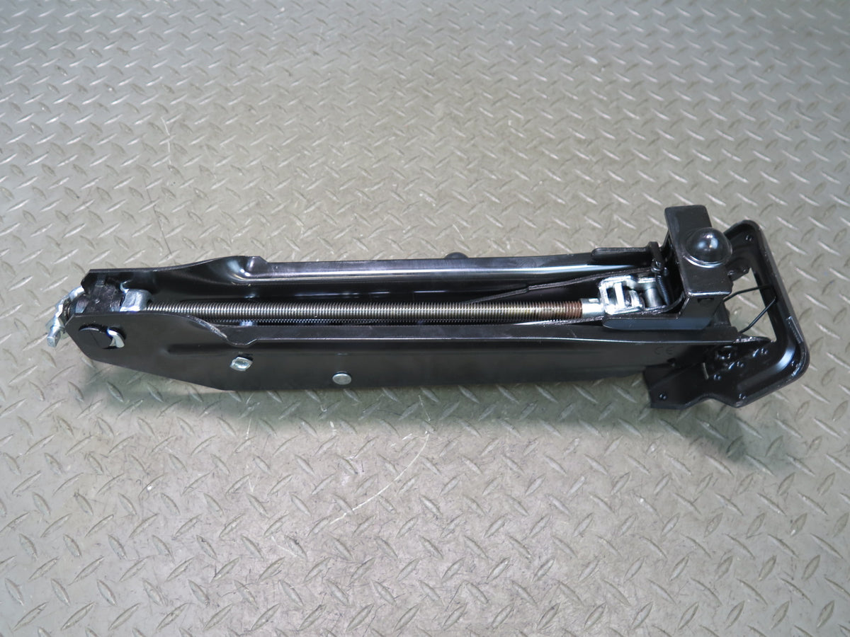 2015-2018 Porsche Macan Emergency Spare Tire Jack W/foam & Tool KIT