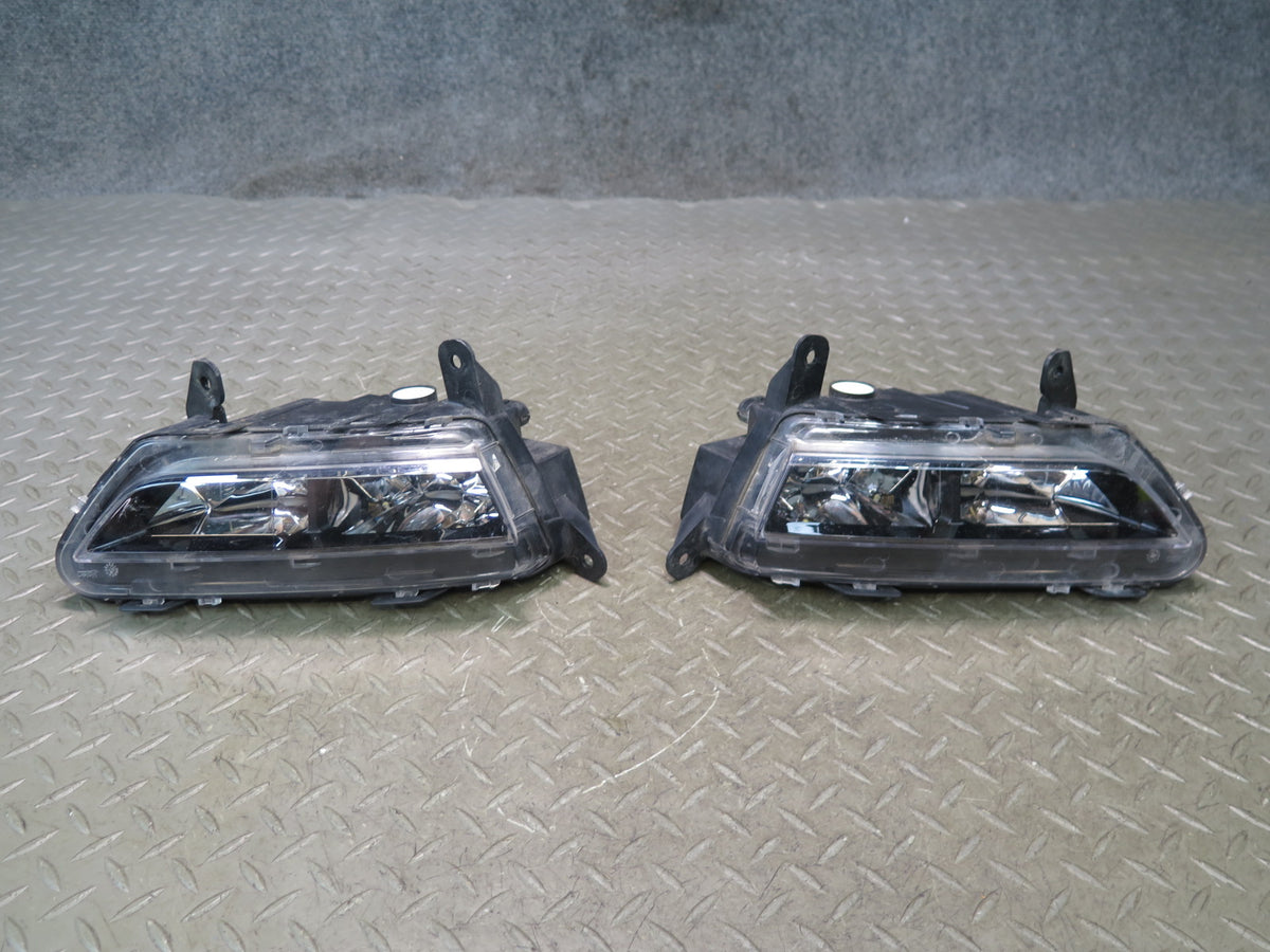2015-2018 Porsche Macan Front Right & Left Side Bumper Fog Light Lamp Set