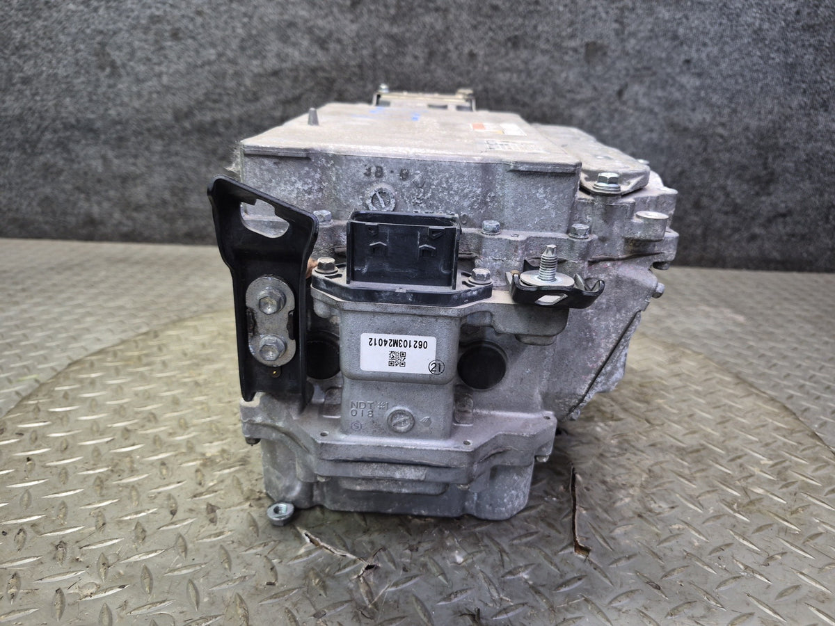 09-12 Lexus UVF46L LS600h Hybrid Battery Power Inverter & Converter OEM