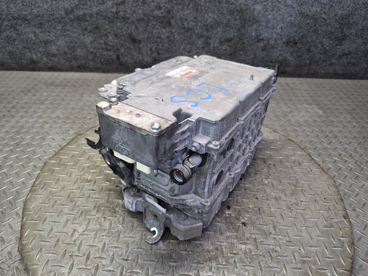 09-12 Lexus UVF46L LS600h Hybrid Battery Power Inverter & Converter OEM
