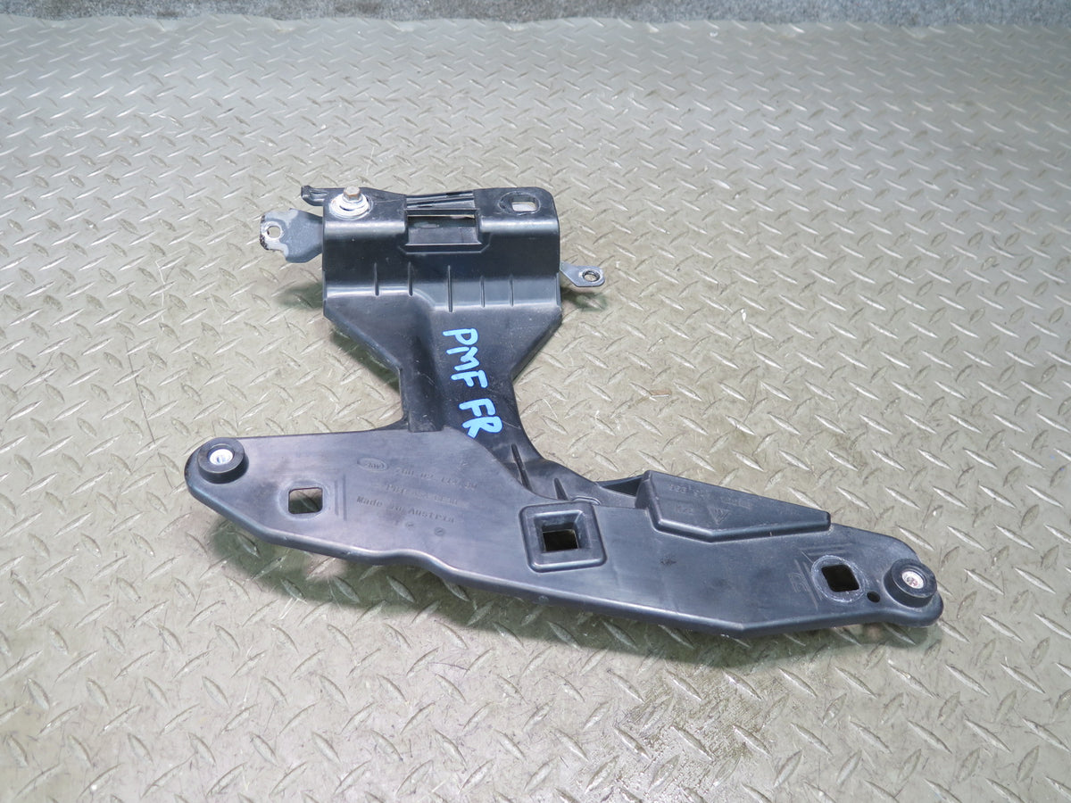 2015-2018 Porsche Macan Front Right Side Headlight Mount Bracket Support