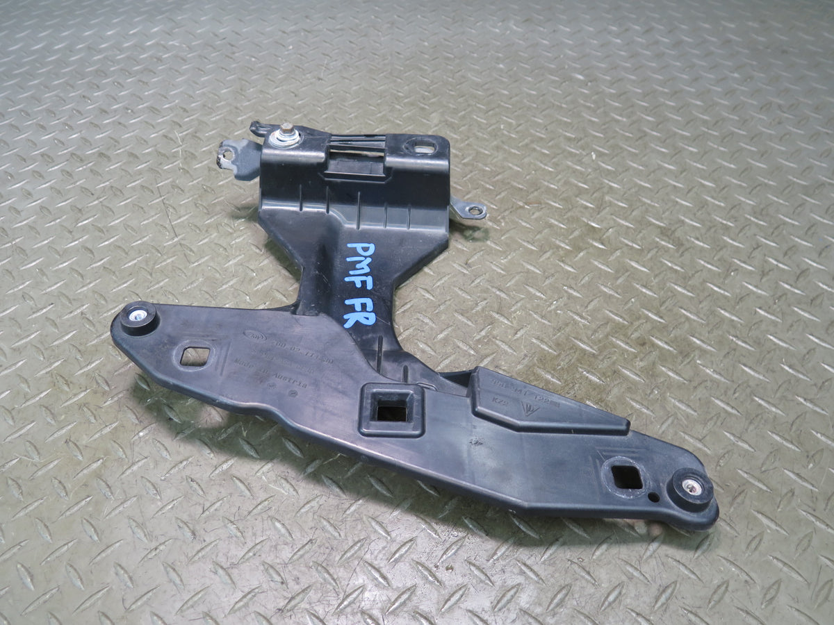 2015-2018 Porsche Macan Front Right Side Headlight Mount Bracket Support