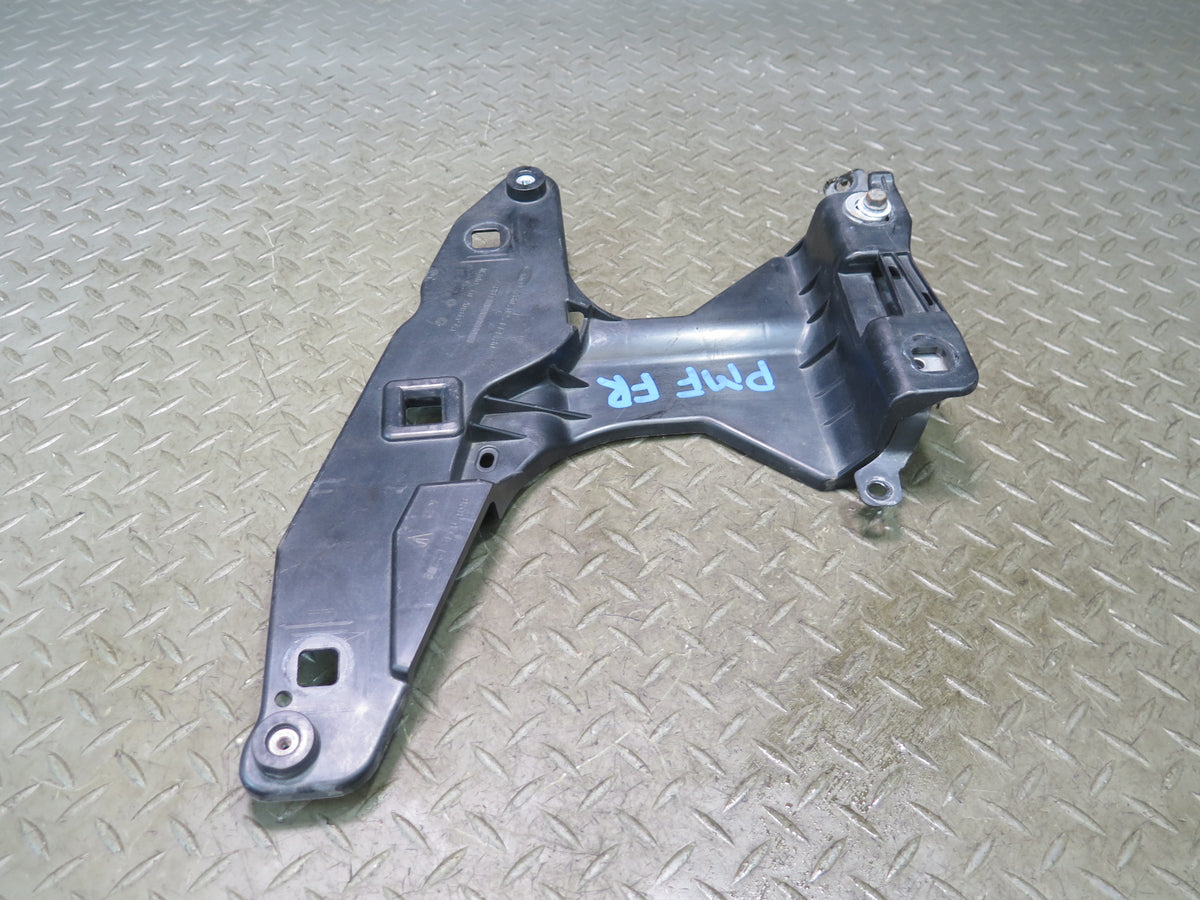 2015-2018 Porsche Macan Front Right Side Headlight Mount Bracket Support