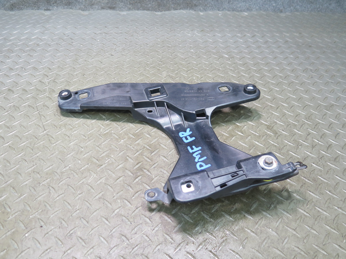 2015-2018 Porsche Macan Front Right Side Headlight Mount Bracket Support