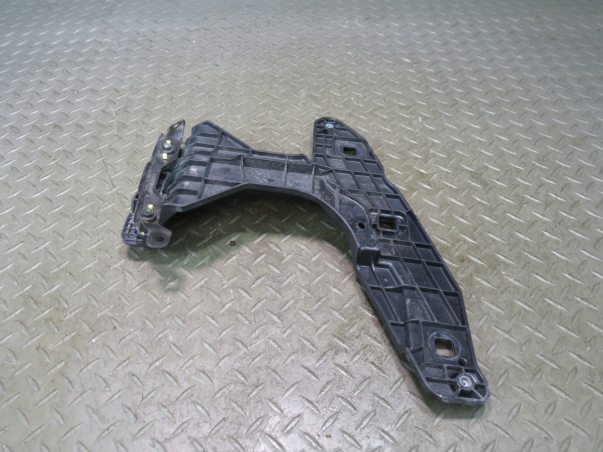 2015-2018 Porsche Macan Front Right Side Headlight Mount Bracket Support