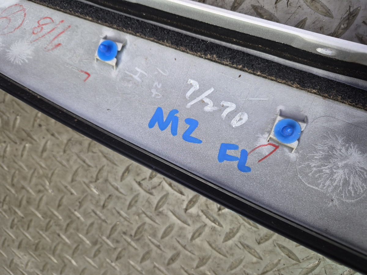 09-20 Nissan 370Z Z34 Coupe Front Left Exterior A Pillar Molding White OEM