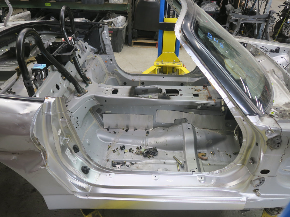 00-09 Honda S2000 Convertible Car Body Frame Chassis Sebring Silver Damaged
