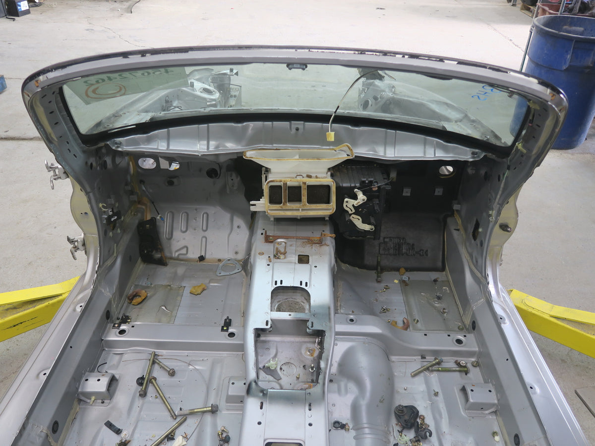 00-09 Honda S2000 Convertible Car Body Frame Chassis Sebring Silver Damaged