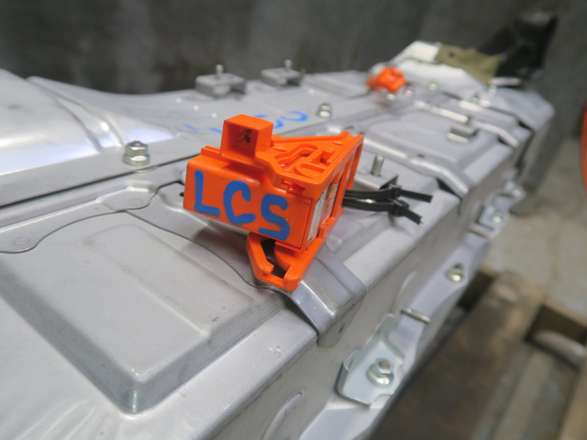 10-12 Lexus UVF46L LS600h Hybrid Battery Assembly G9280-50020 OEM