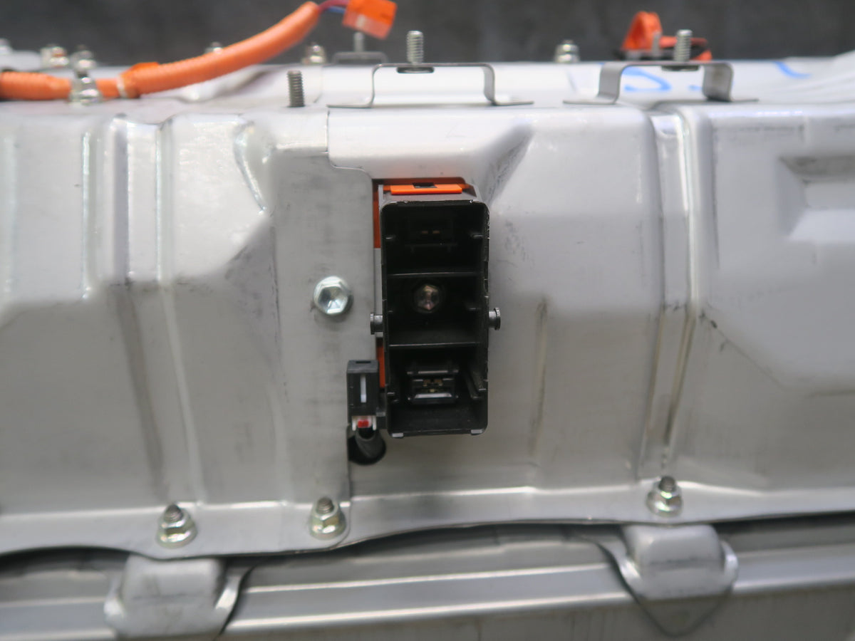 10-12 Lexus UVF46L LS600h Hybrid Battery Assembly G9280-50020 OEM