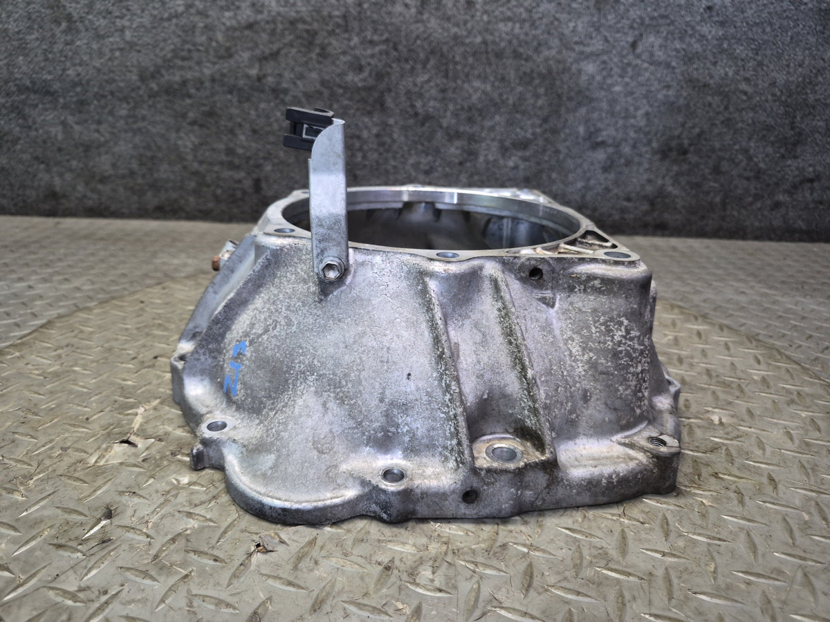 02-05 Lexus JCE10L IS300 A650E J2 Automatic Transmission Bell Housing OEM