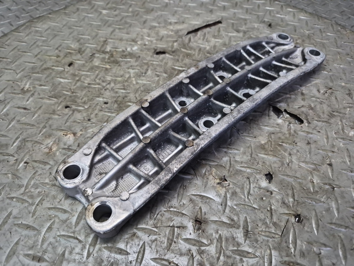 01-05 Lexus JCE10L IS300 A650E A/T Automatic Transmission Mount Bracket OEM