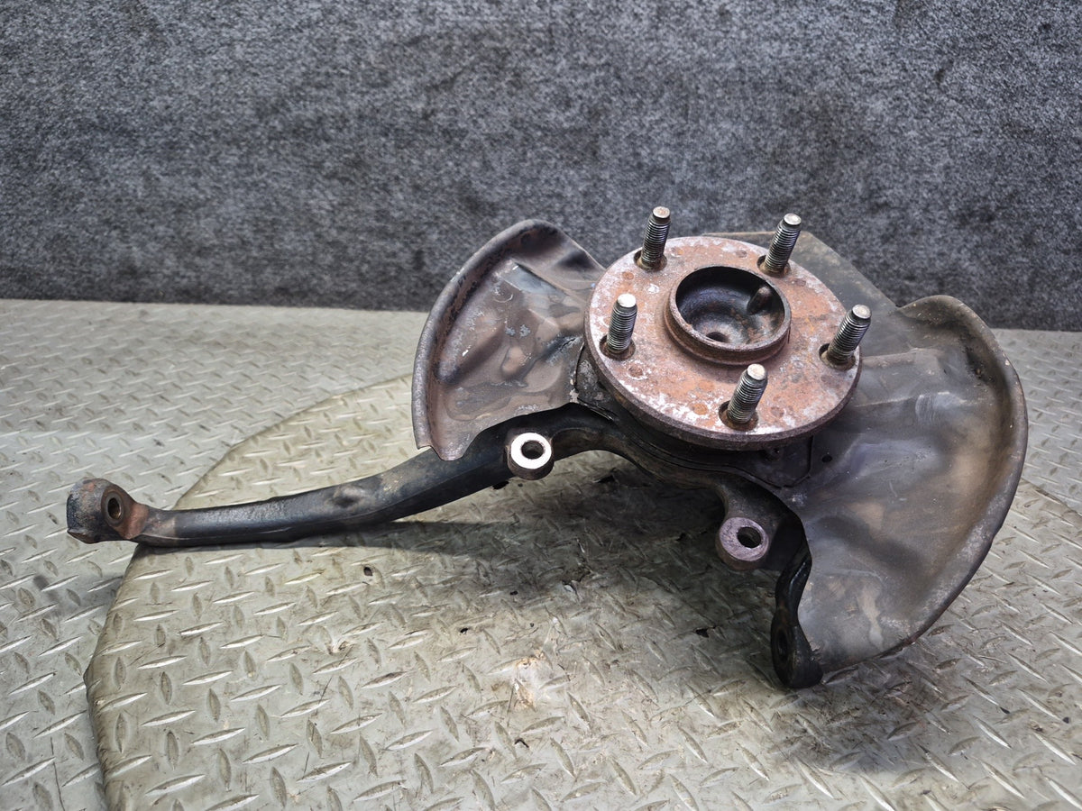 01-05 Lexus JCE10L IS300 Front Right Spindle Knuckle Wheel Hub Bearing OEM