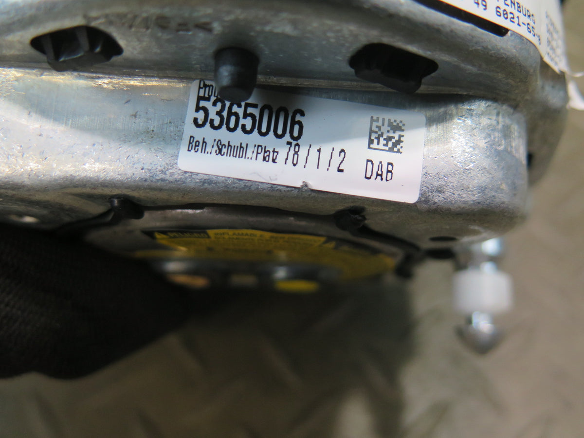15-18 PORSCHE MACAN TURBO FRONT LEFT DRIVER SIDE STEERING WHEEL SRS AIRBAG OEM