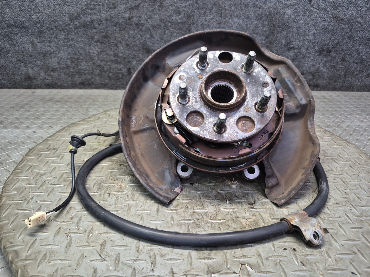 01-05 Lexus JCE10L IS300 Rear Right Spindle Knuckle Wheel Hub Bearing OEM