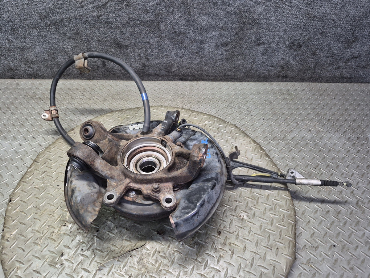 01-05 Lexus JCE10L IS300 Rear Right Spindle Knuckle Wheel Hub Bearing OEM