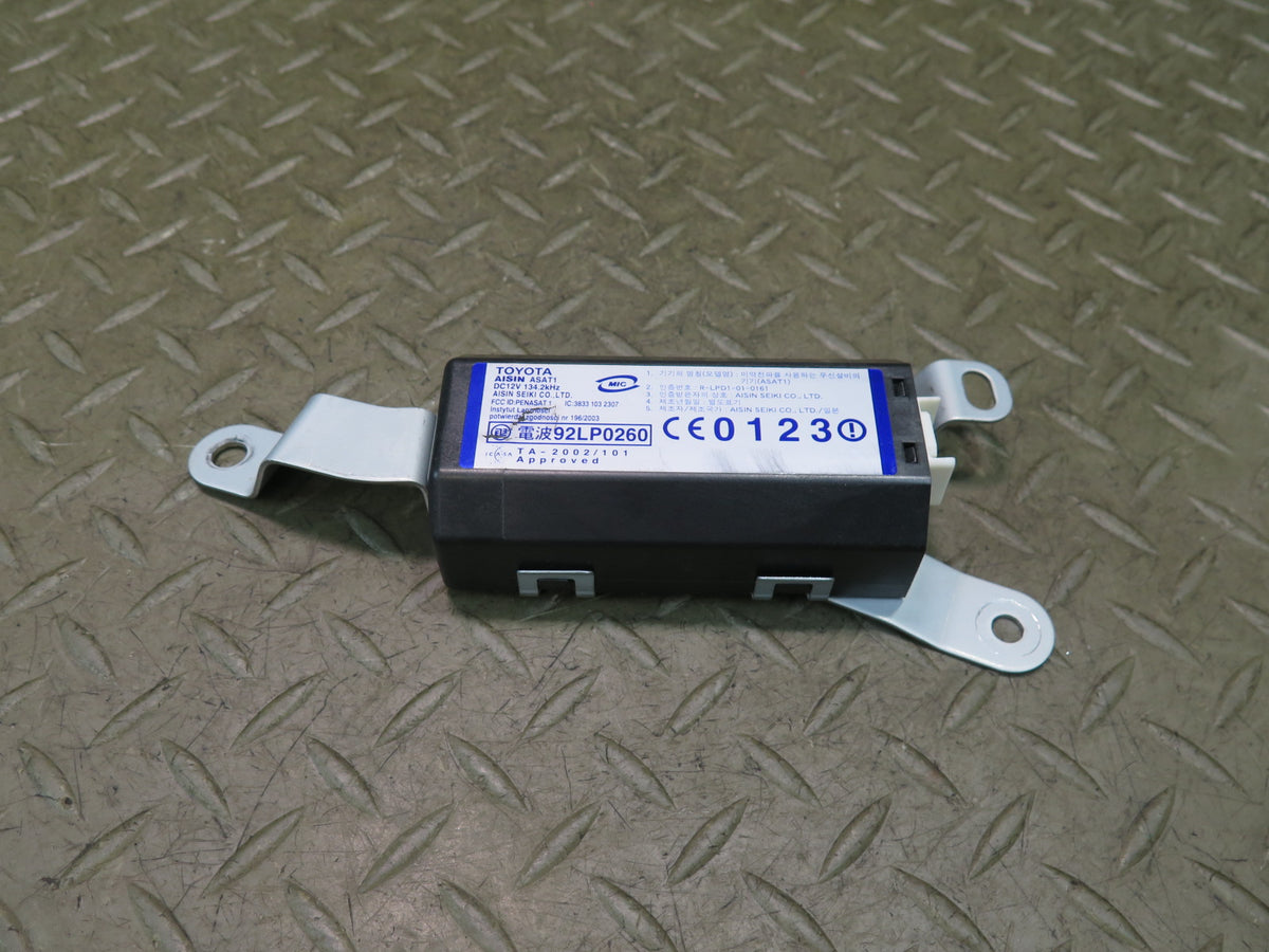 01-06 Lexus UCF30L LS430 Front Left Door Smartkey Control Module OEM