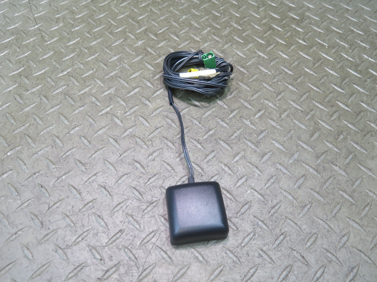 04-06 Lexus UCF30L LS430 GPS Navigation Antenna Module OEM
