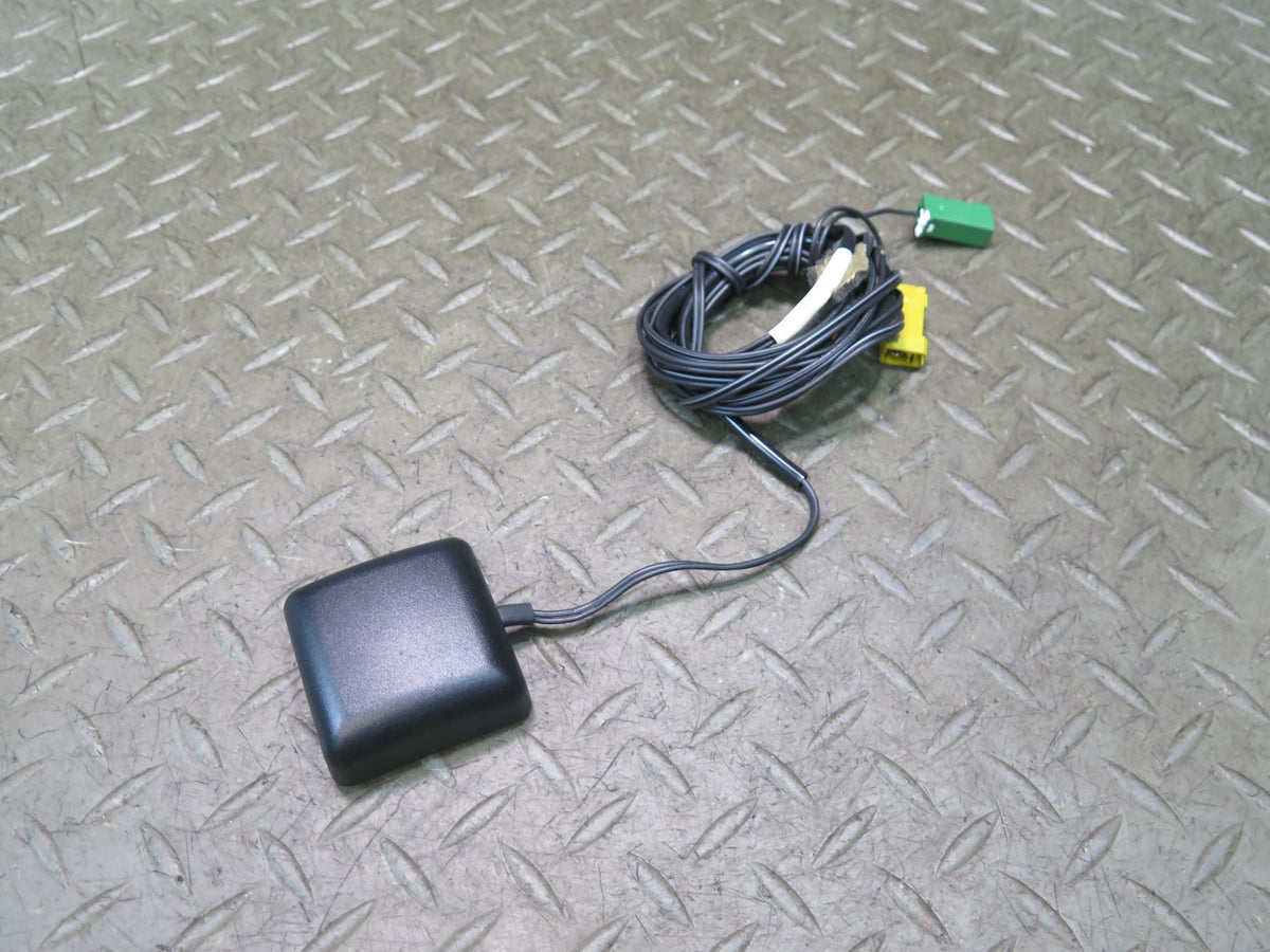 04-06 Lexus UCF30L LS430 GPS Navigation Antenna Module OEM