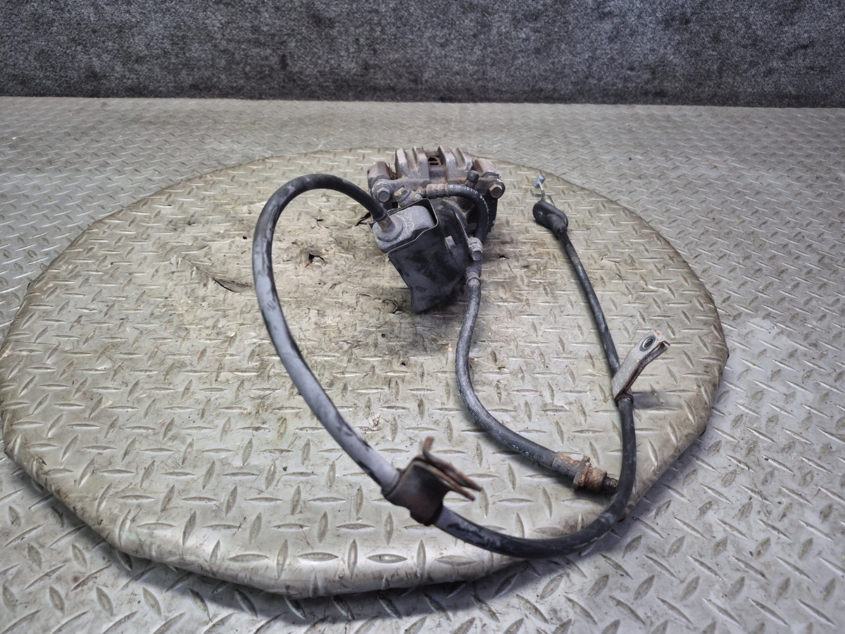 00-09 Honda S2000 Set of 2 Rear Left & Right Brake Caliper w Cable OEM