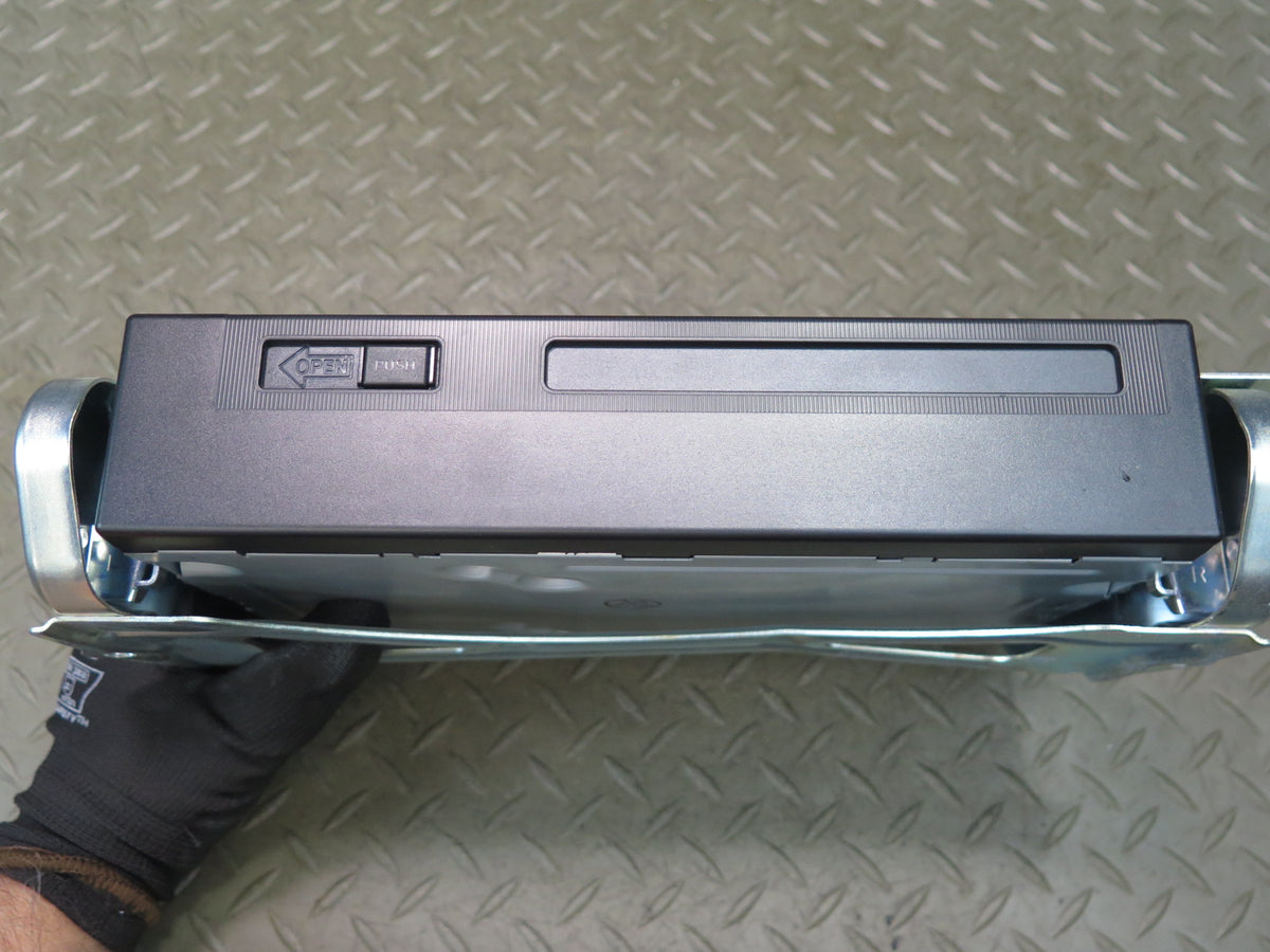 04-06 Lexus UZZ40L SC430 GPS Navigation DVD Player Control Unit 86841-50090 OEM