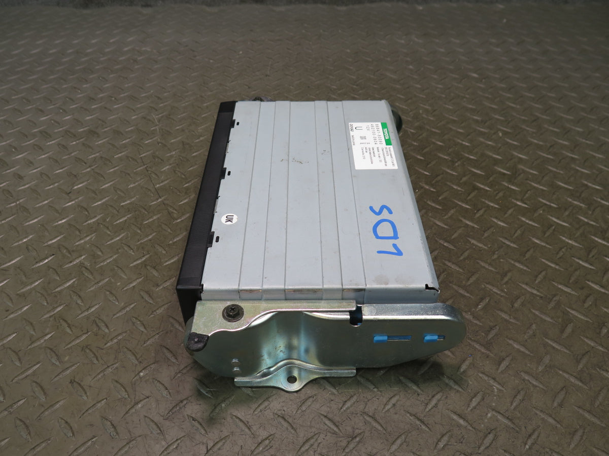 04-06 Lexus UZZ40L SC430 GPS Navigation DVD Player Control Unit 86841-50090 OEM