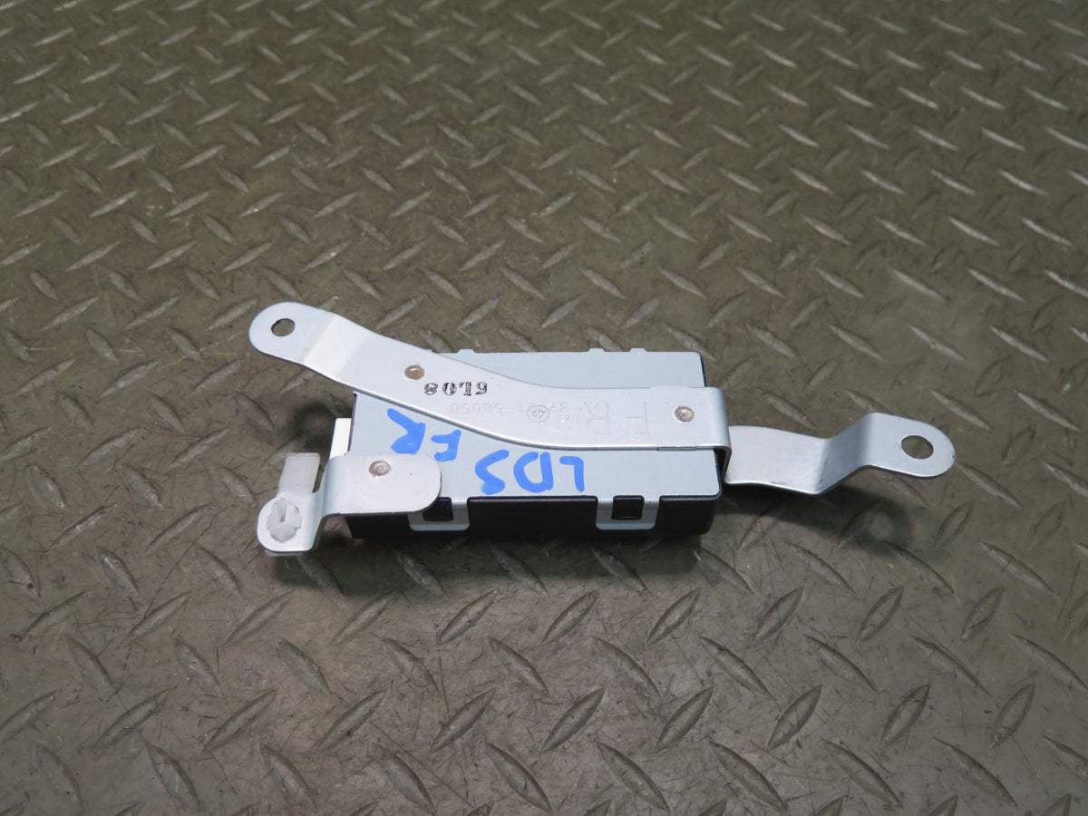 01-06 Lexus UCF30L LS430 Front Right Door Smartkey Control Module OEM